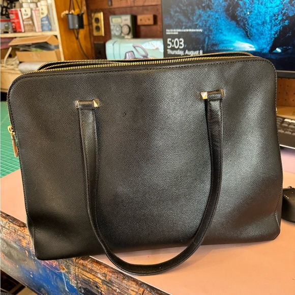 Michael Kors Large Work Purse - Picture 2 of 6